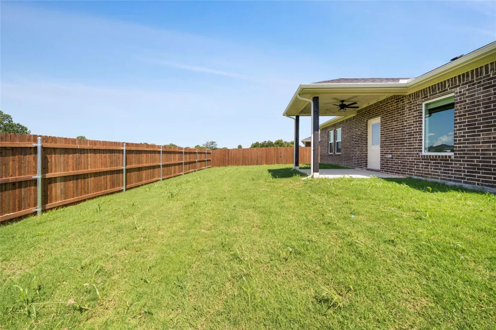 2110 Ridgecrest Lane Sherman, TX 75092