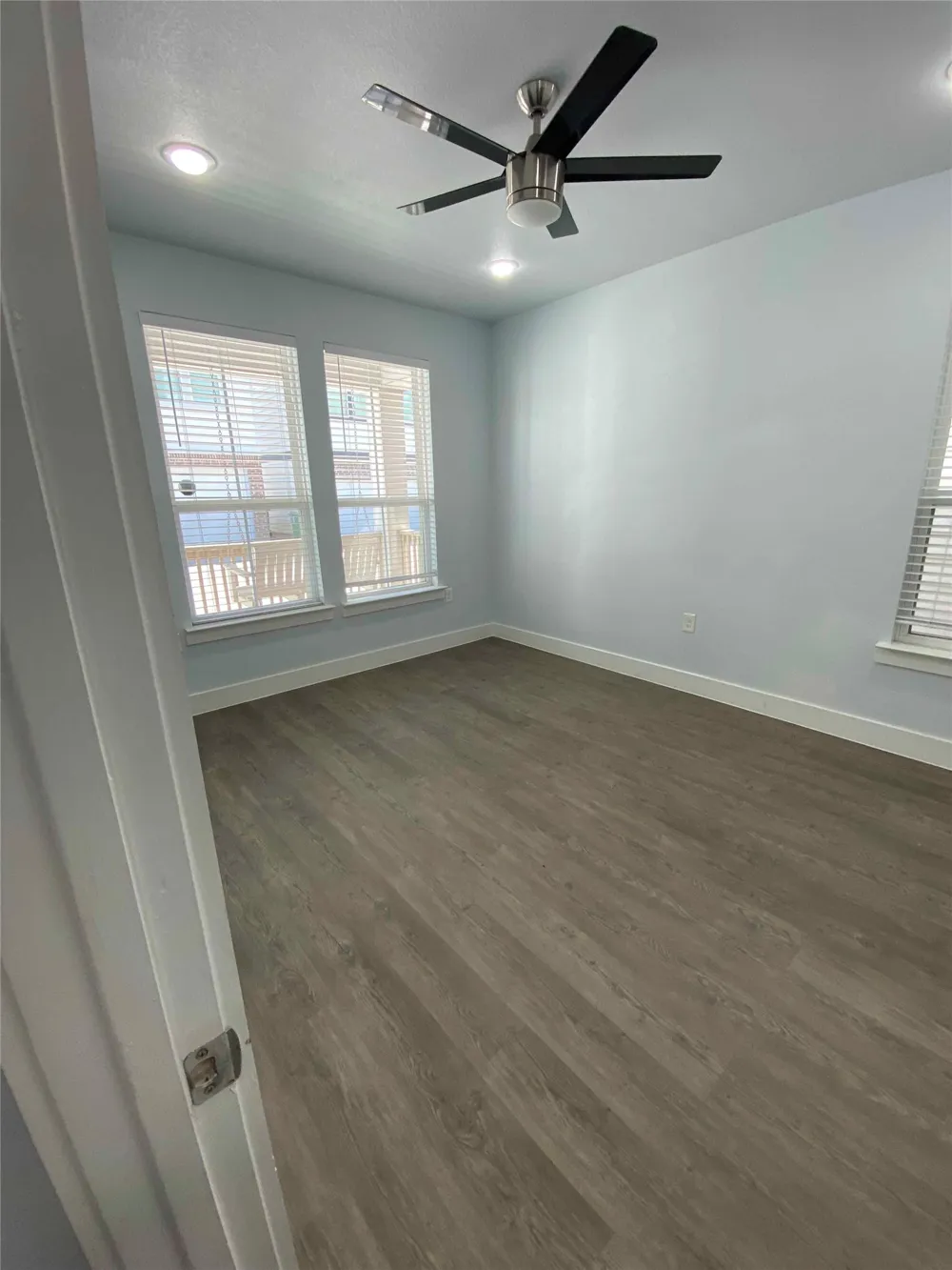 203 S Village Way Lewisville, TX 75057