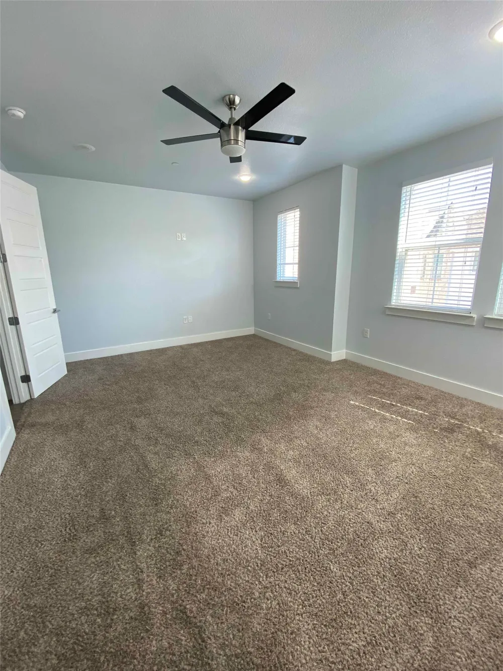 203 S Village Way Lewisville, TX 75057