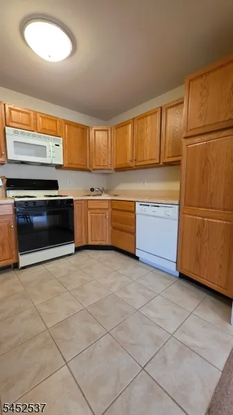 3 Druid Ln Hardyston, NJ 07419