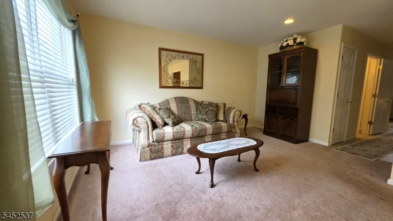 3 Druid Ln Hardyston, NJ 07419