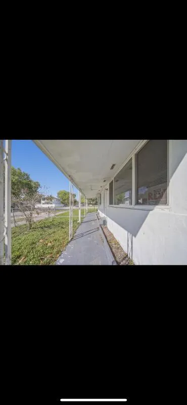 1796 NW 112th Street Miami, FL 33167