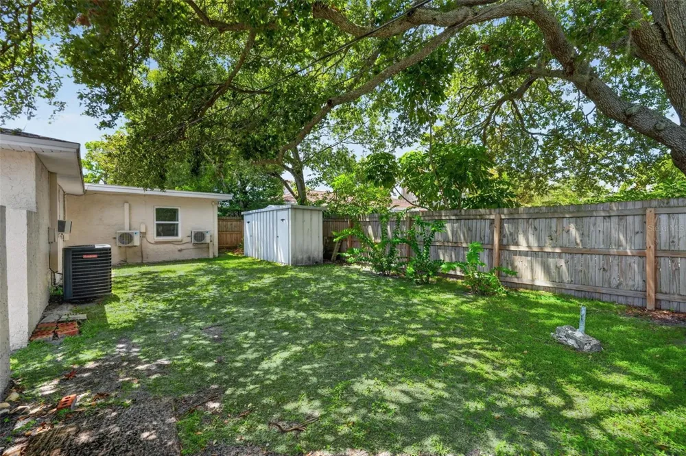 6505 1ST AVENUE St Petersburg, FL 33710
