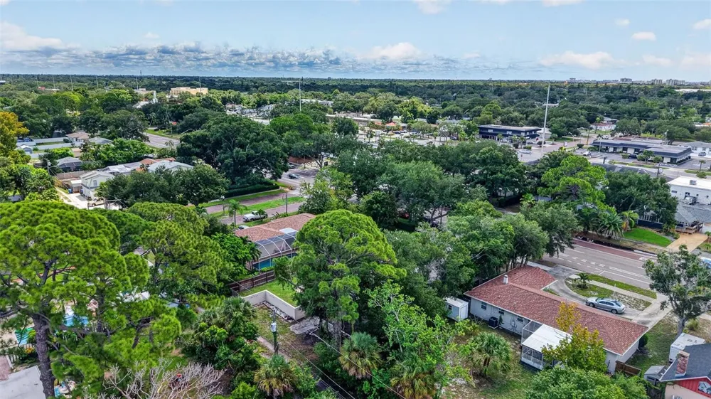 6505 1ST AVENUE St Petersburg, FL 33710