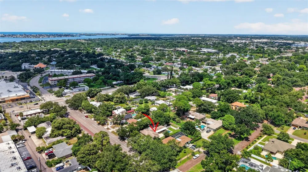 6505 1ST AVENUE St Petersburg, FL 33710