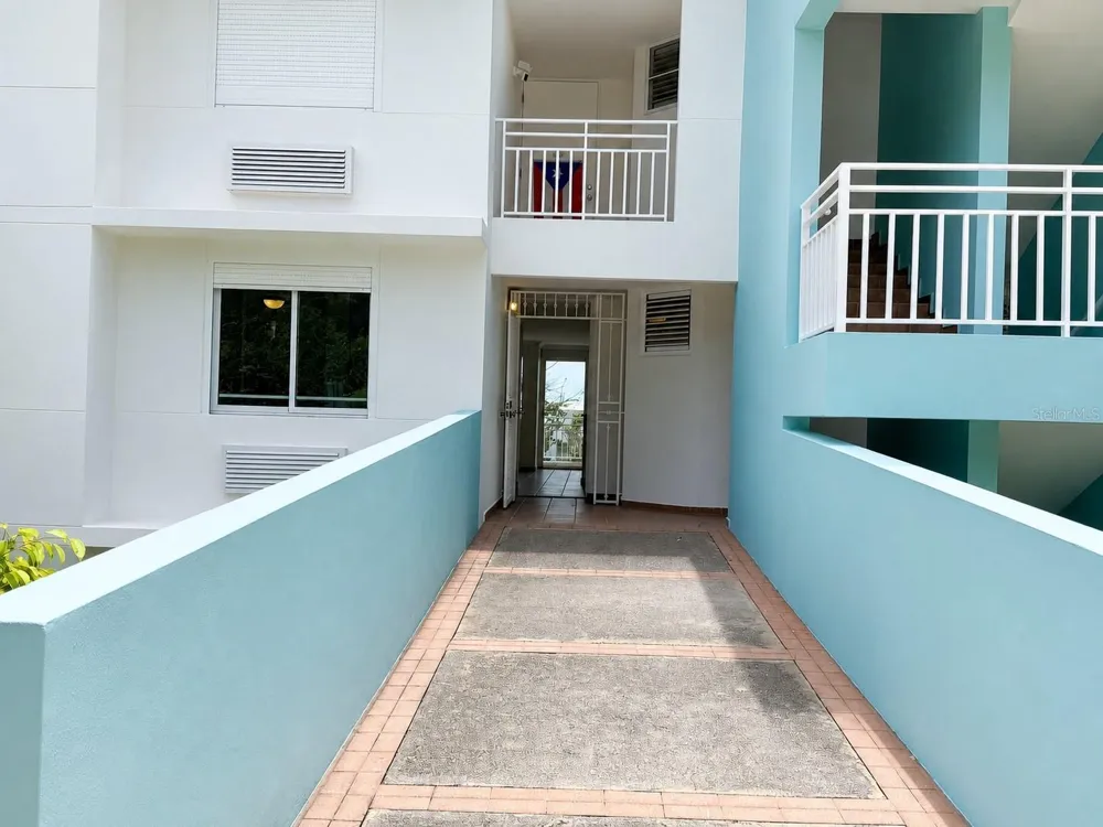 0 CLL LAS COLINAS #202 Rio Grande, PR 00745
