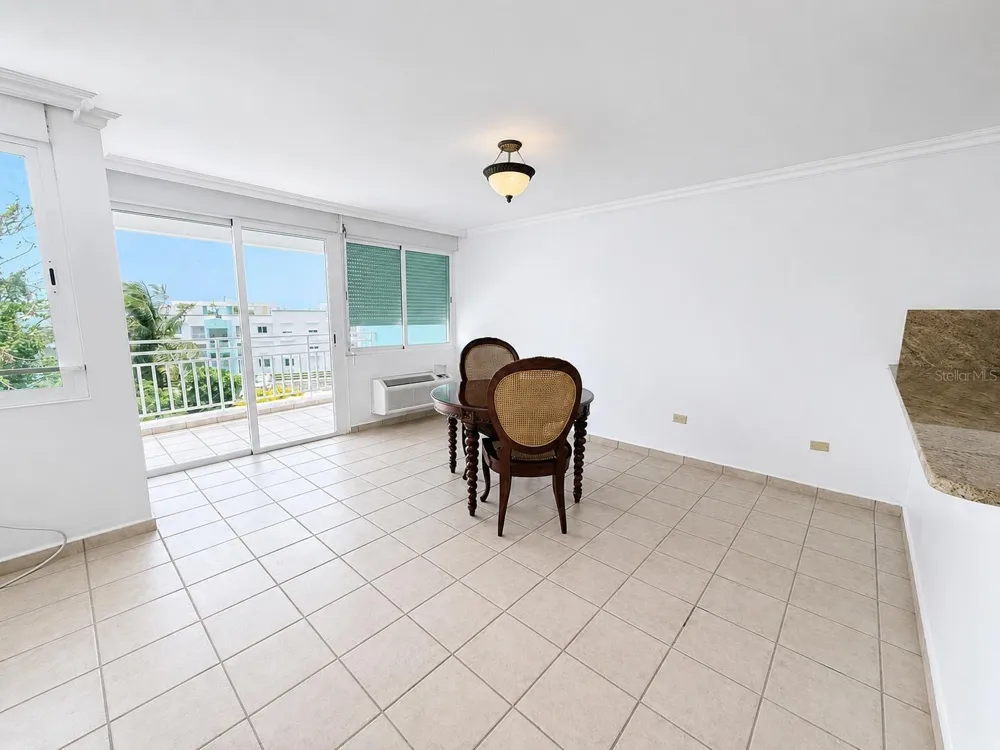 0 CLL LAS COLINAS #202 Rio Grande, PR 00745