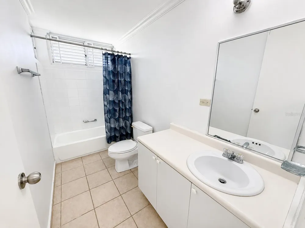 0 CLL LAS COLINAS #202 Rio Grande, PR 00745