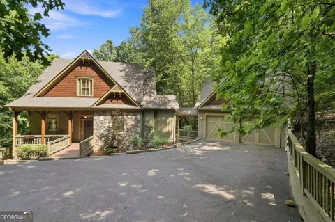 10 Black Gum DR