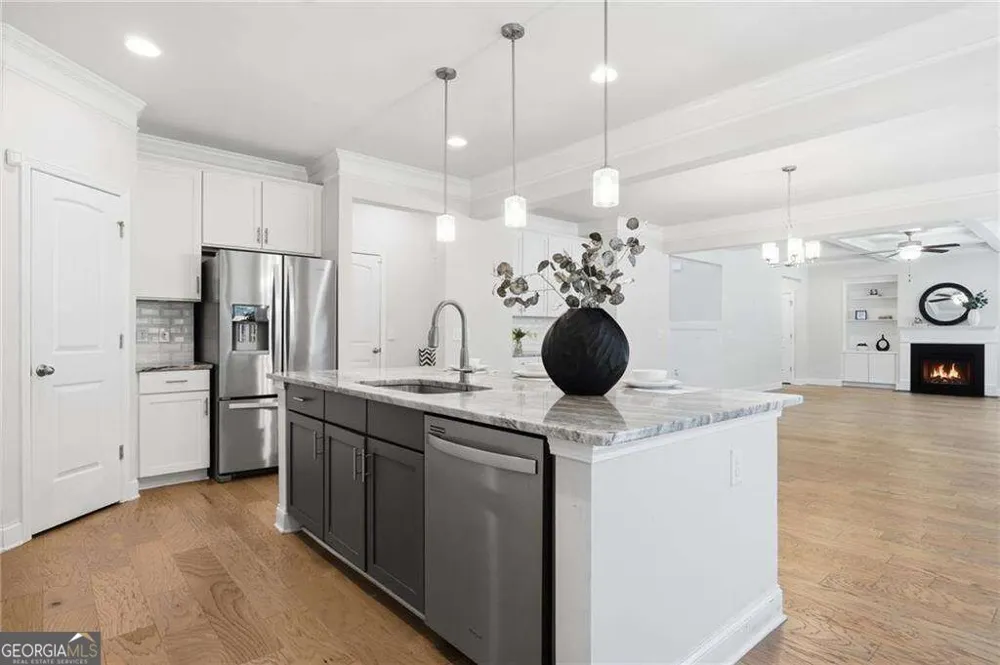 2000 Harvester LN Buford, GA 30518