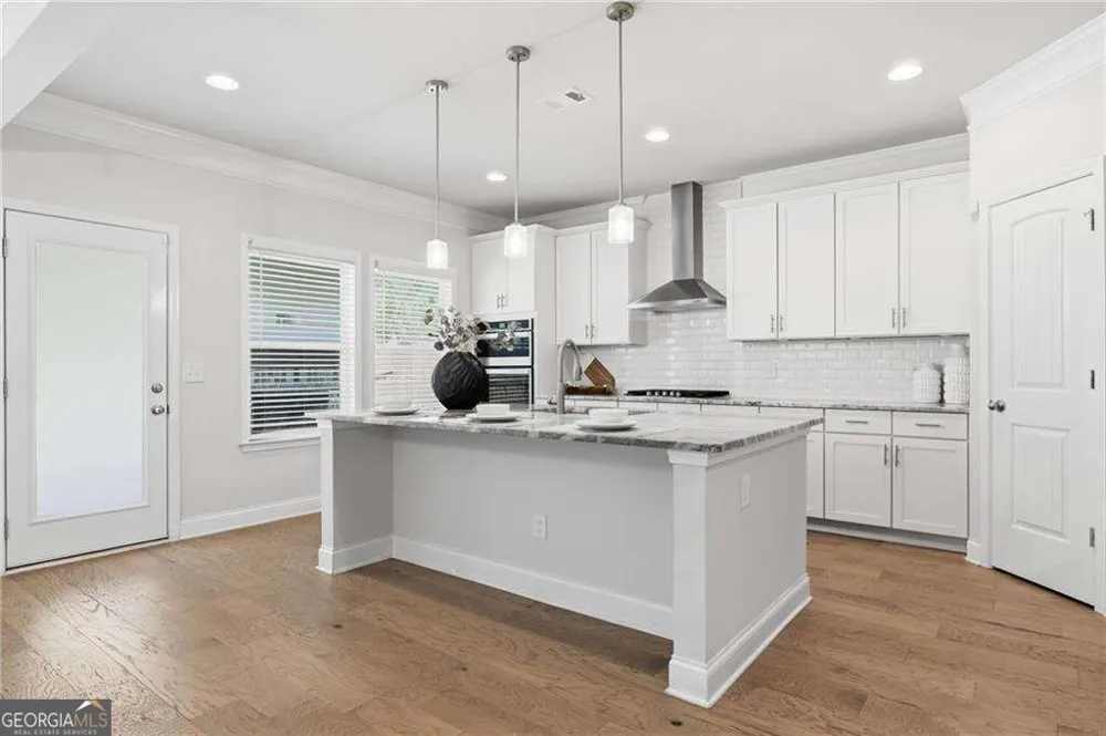 2000 Harvester LN Buford, GA 30518