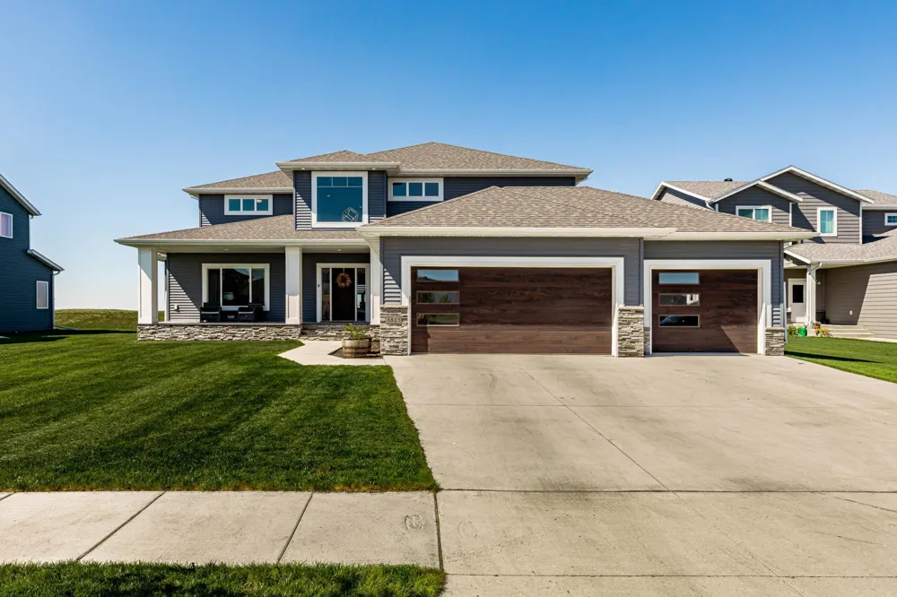 8815 Northern Lights Avenue Horace, ND 58047