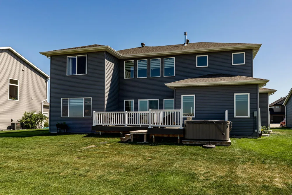 8815 Northern Lights Avenue Horace, ND 58047