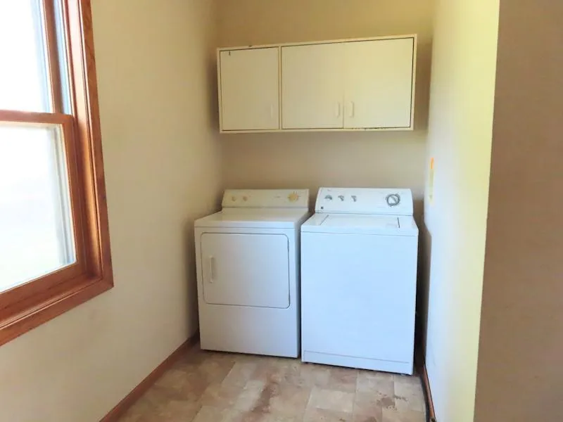 518 Main Avenue Thief River Falls, MN 56701