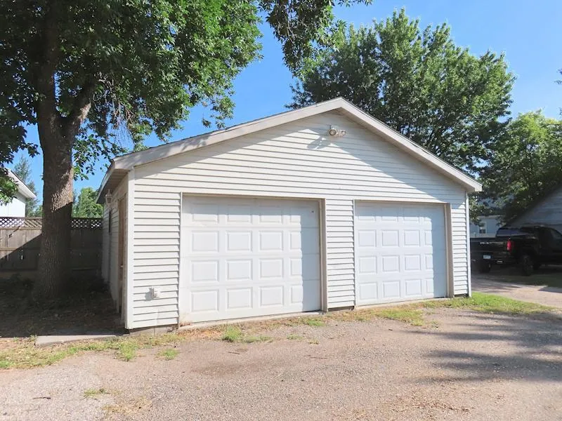 518 Main Avenue Thief River Falls, MN 56701