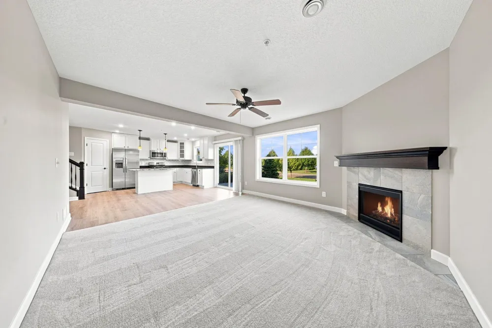 3278 Lakewood Trail Woodbury, MN 55129
