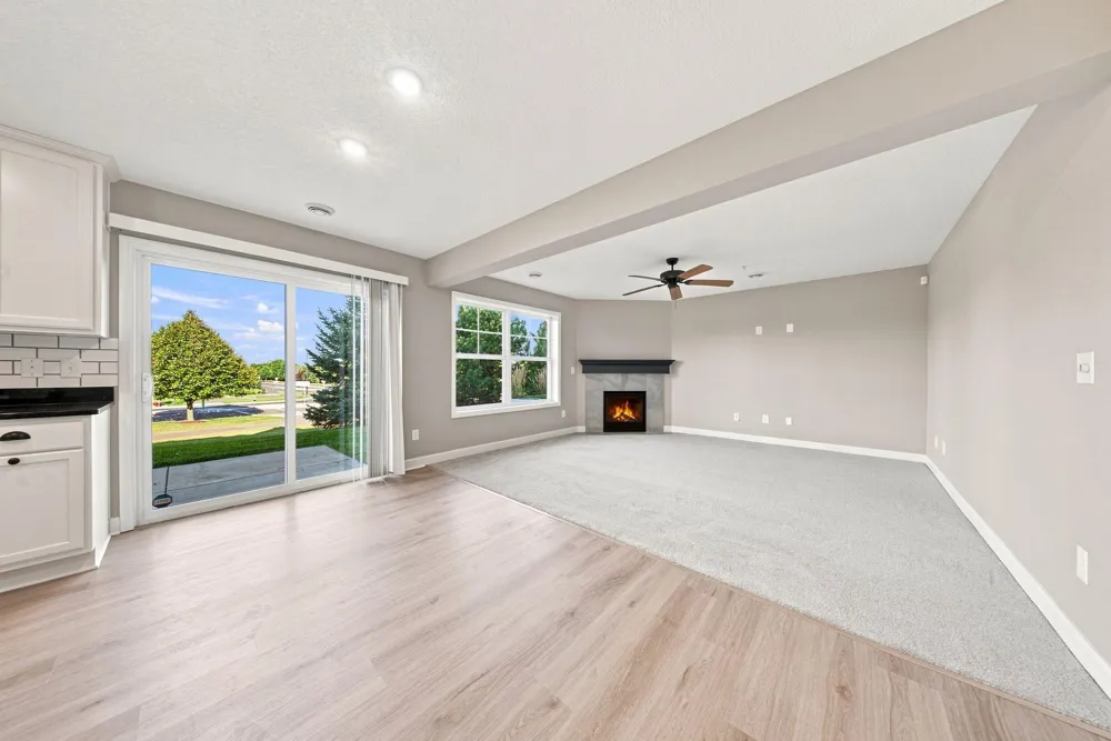 3278 Lakewood Trail Woodbury, MN 55129