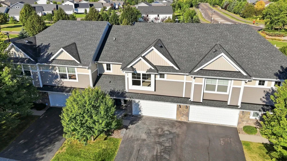 3278 Lakewood Trail Woodbury, MN 55129