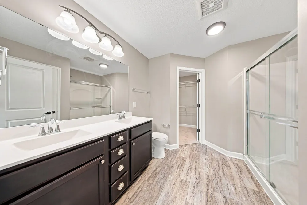 3278 Lakewood Trail Woodbury, MN 55129
