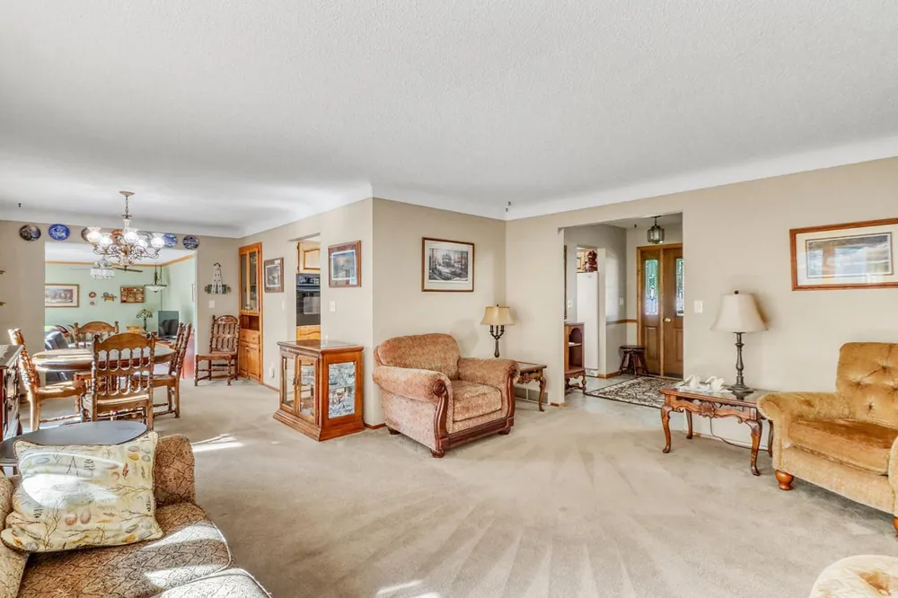 813 Oak Street West Fargo, ND 58078