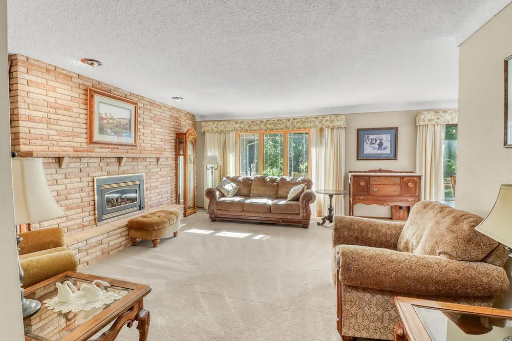 813 Oak Street West Fargo, ND 58078