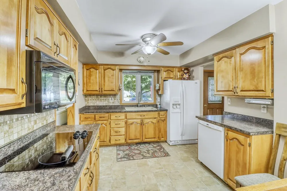 813 Oak Street West Fargo, ND 58078