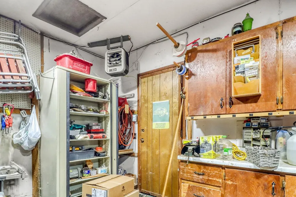 813 Oak Street West Fargo, ND 58078