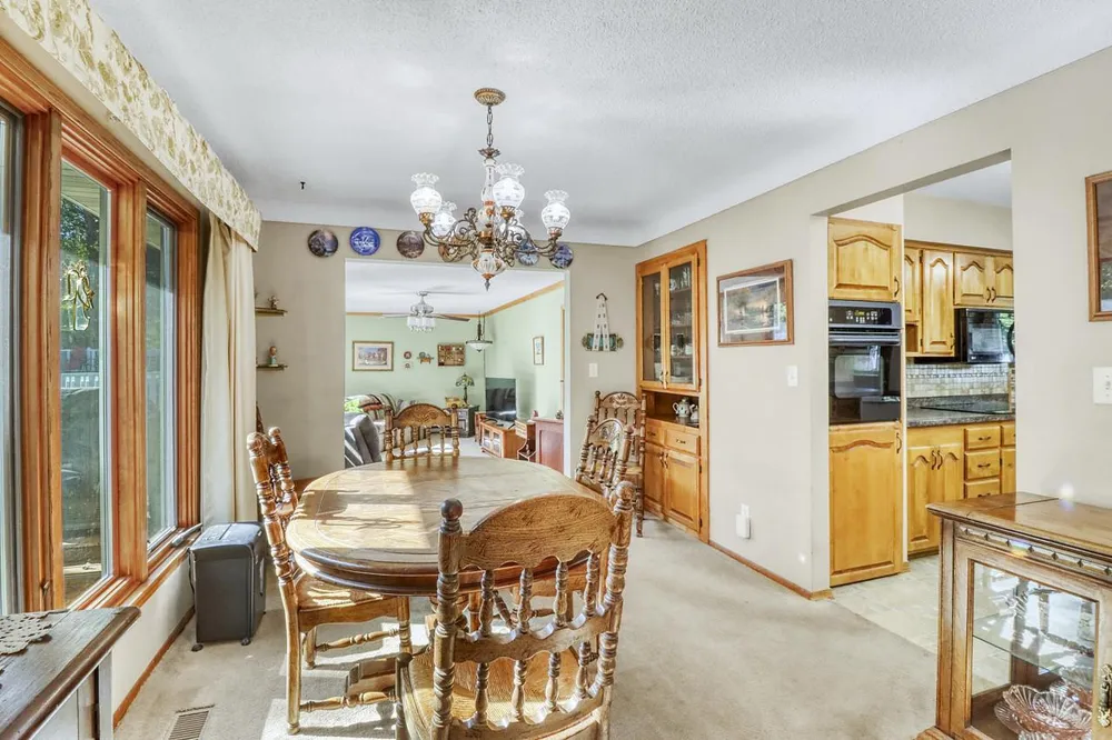 813 Oak Street West Fargo, ND 58078