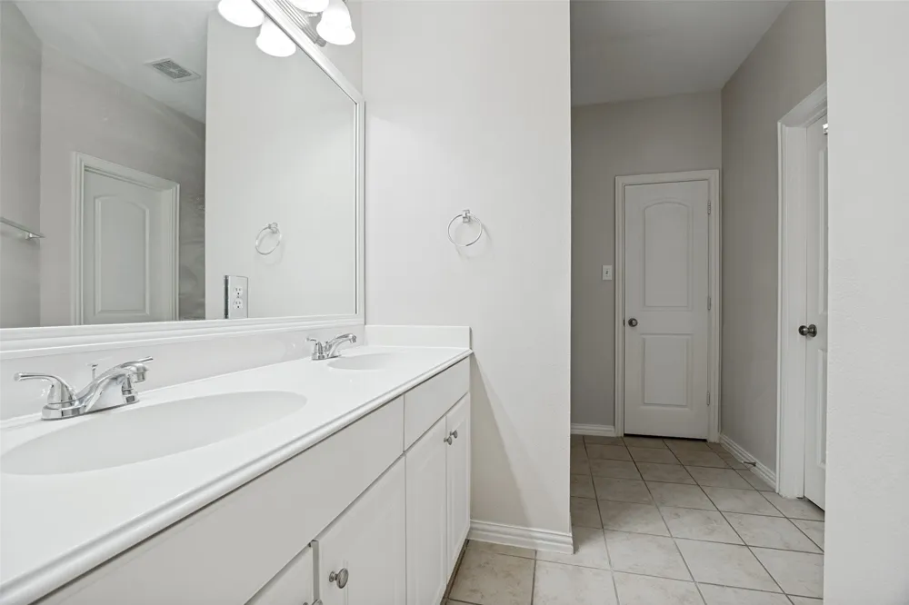 7925 Hannah Street Plano, TX 75025