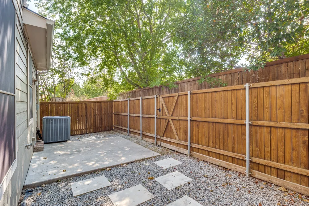 7925 Hannah Street Plano, TX 75025