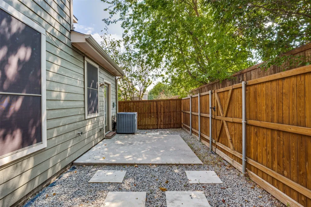 7925 Hannah Street Plano, TX 75025