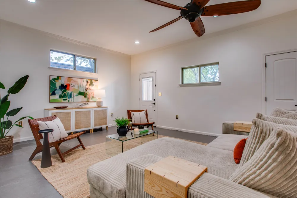 1436 S Marlborough Avenue Dallas, TX 75208