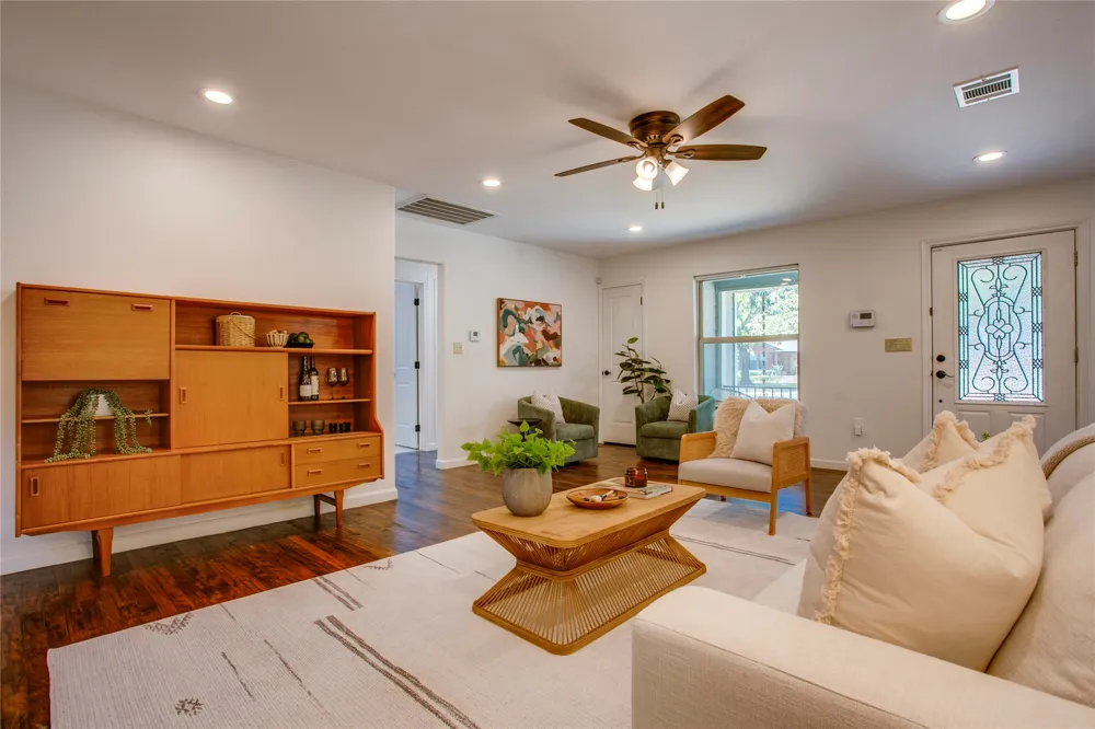 1436 S Marlborough Avenue Dallas, TX 75208