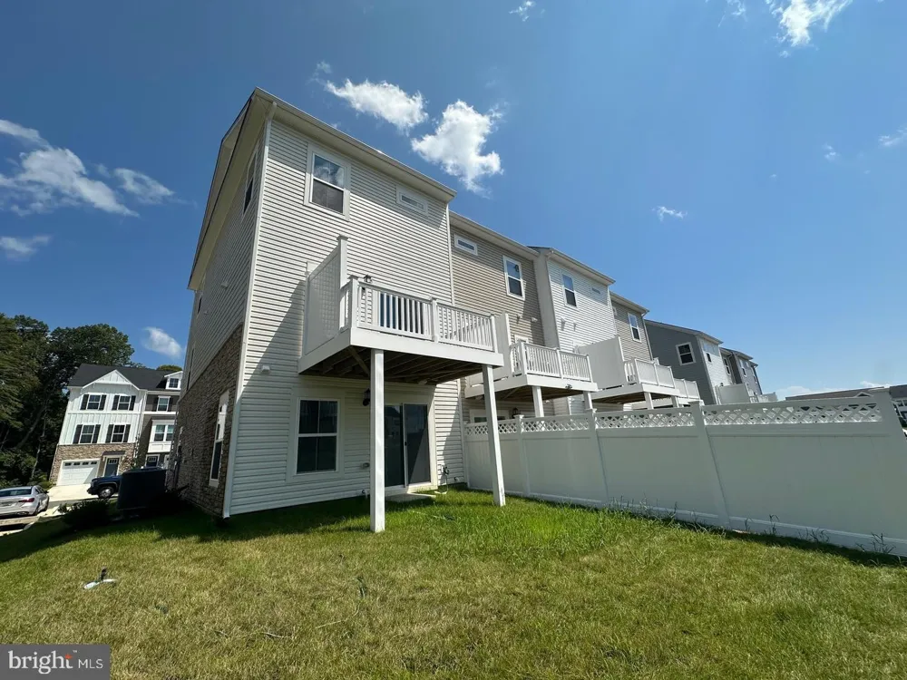 5532 MARKSBURG PLACE White Plains, MD 20695