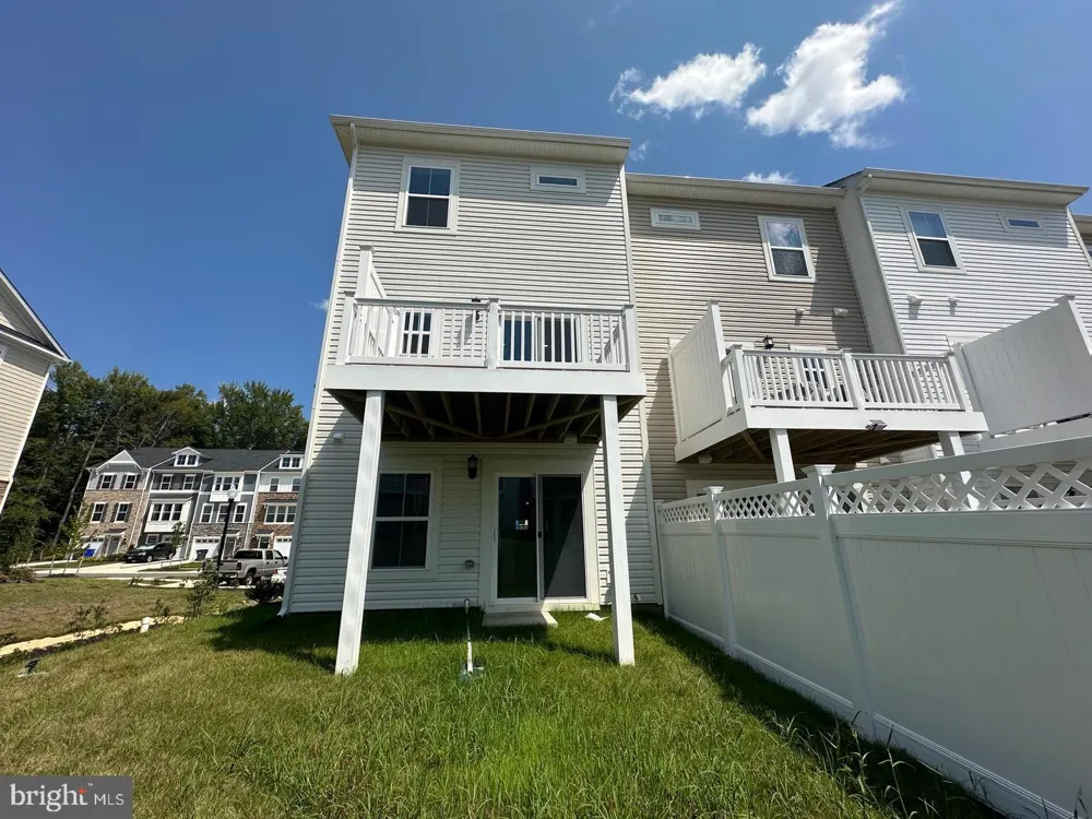 5532 MARKSBURG PLACE White Plains, MD 20695