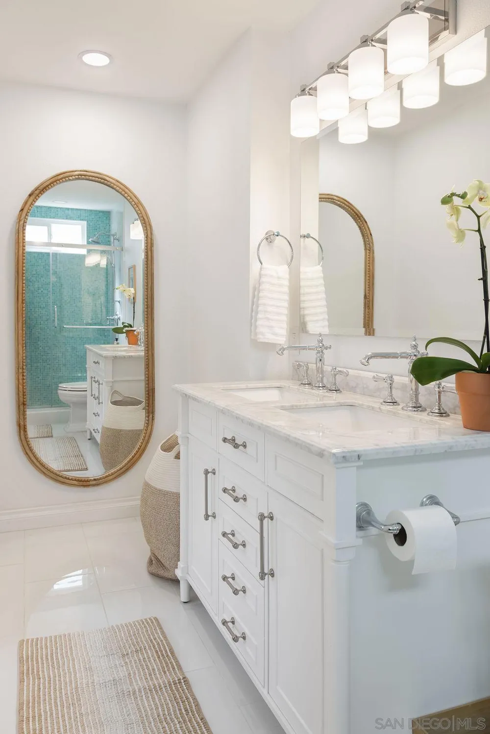 1609 Grandview Oceanside, CA 92054