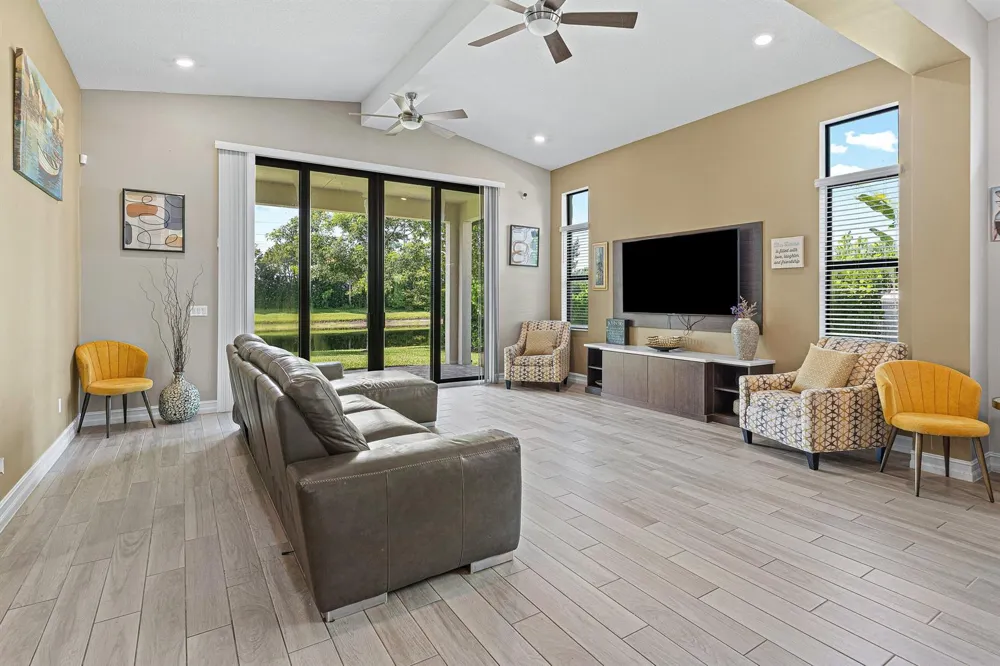 8907 Grand Prix Lane Boynton Beach, FL 33472