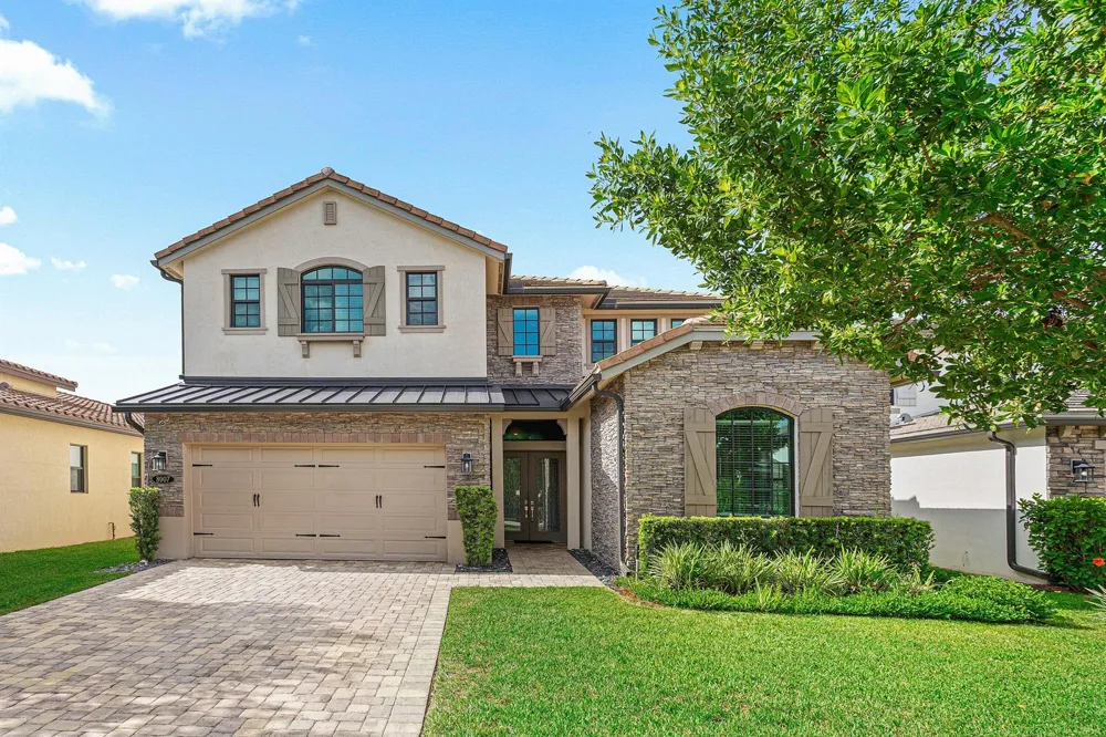 8907 Grand Prix Lane Boynton Beach, FL 33472