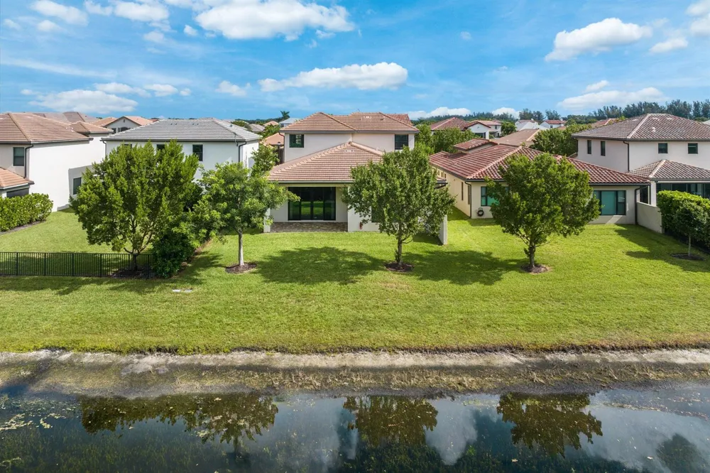 8907 Grand Prix Lane Boynton Beach, FL 33472