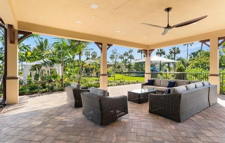 8907 Grand Prix Lane Boynton Beach, FL 33472