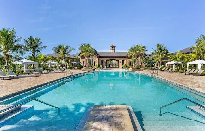 8907 Grand Prix Lane Boynton Beach, FL 33472