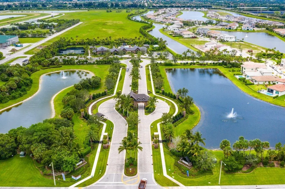 8907 Grand Prix Lane Boynton Beach, FL 33472