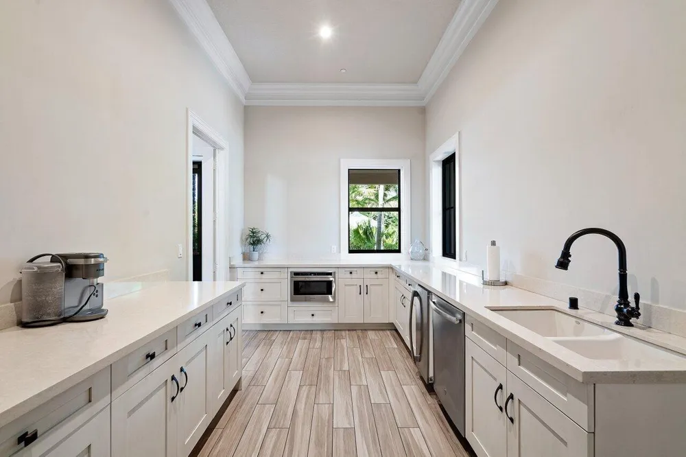 8907 Grand Prix Lane Boynton Beach, FL 33472