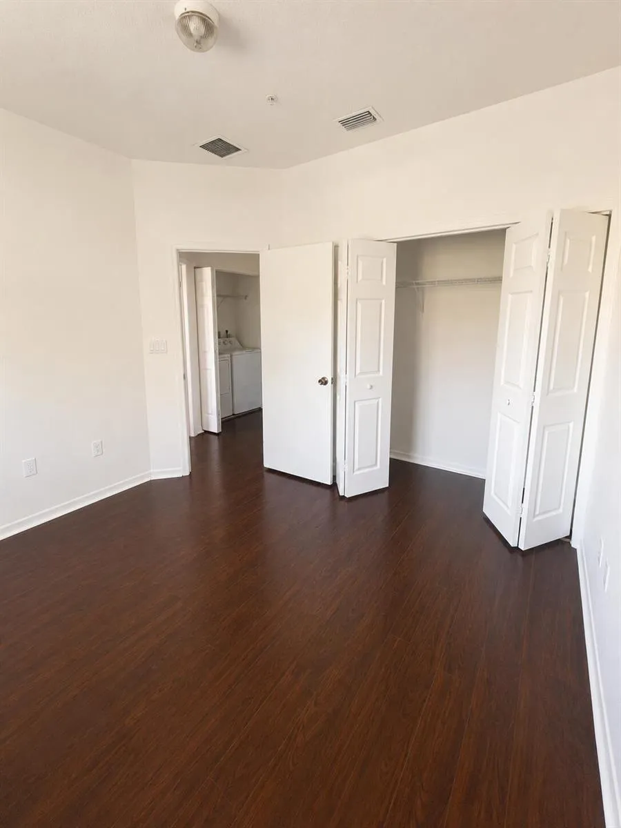 906 SW 143rd Avenue #2005 Pembroke Pines, FL 33027