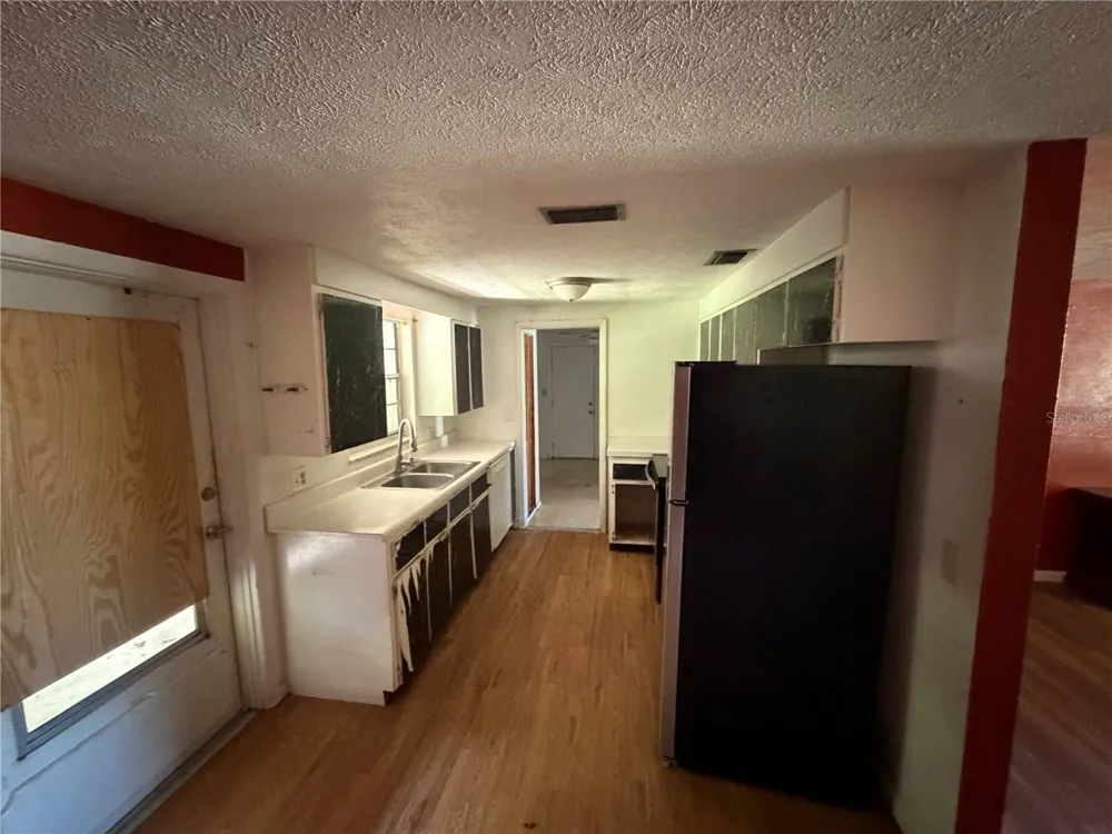 38404 14TH AVENUE Zephyrhills, FL 33542