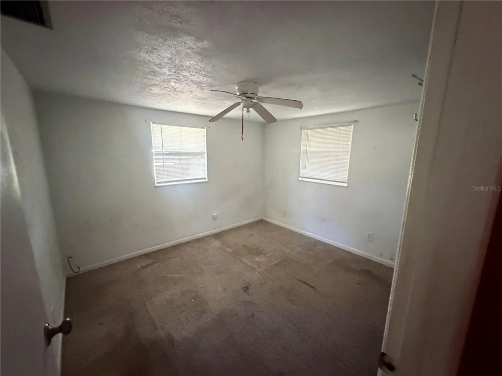 38404 14TH AVENUE Zephyrhills, FL 33542