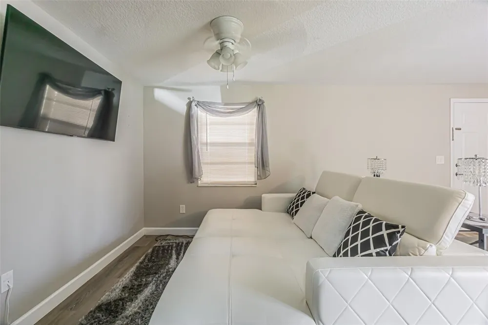 133 SABAL COURT #F Oldsmar, FL 34677