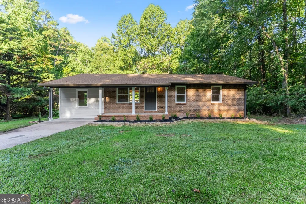 937 Sam Craven RD Cleveland, GA 30528