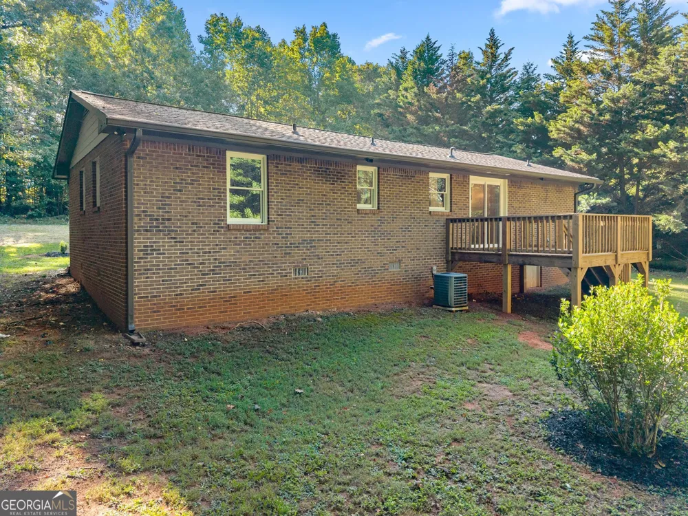 937 Sam Craven RD Cleveland, GA 30528