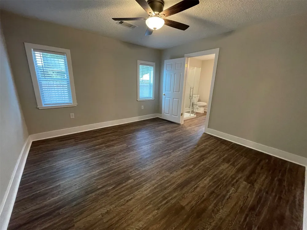 503 Byrne Street Smithville, TX 78957